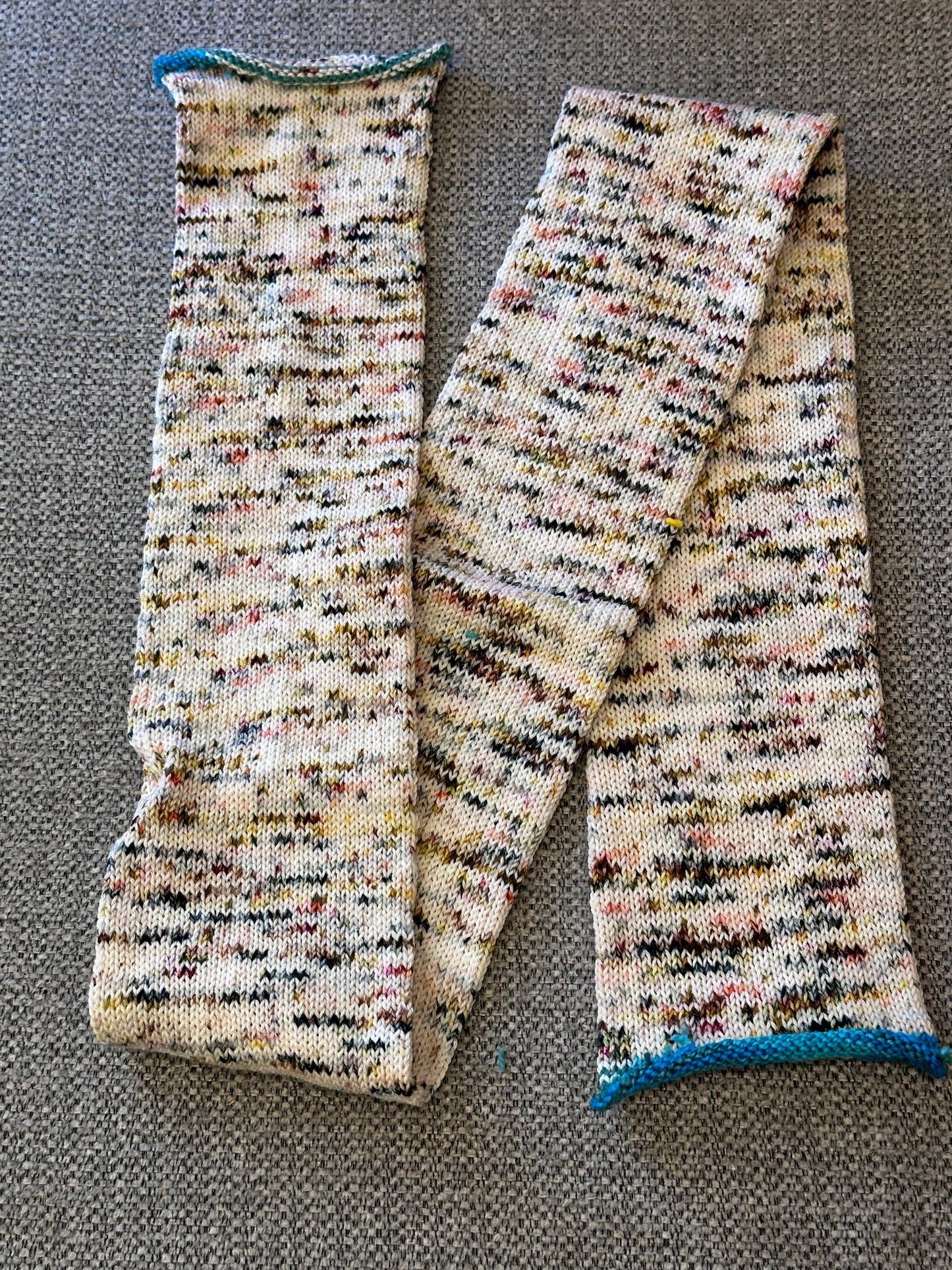 64 Stitch Pre-cranked Sock Tube - Spun Right Round Tough Sock - Crisp