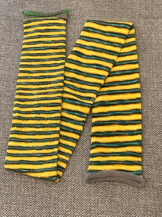 64 Stitch Pre-cranked Sock Tube - Done Roving Yarn - Sunflowers